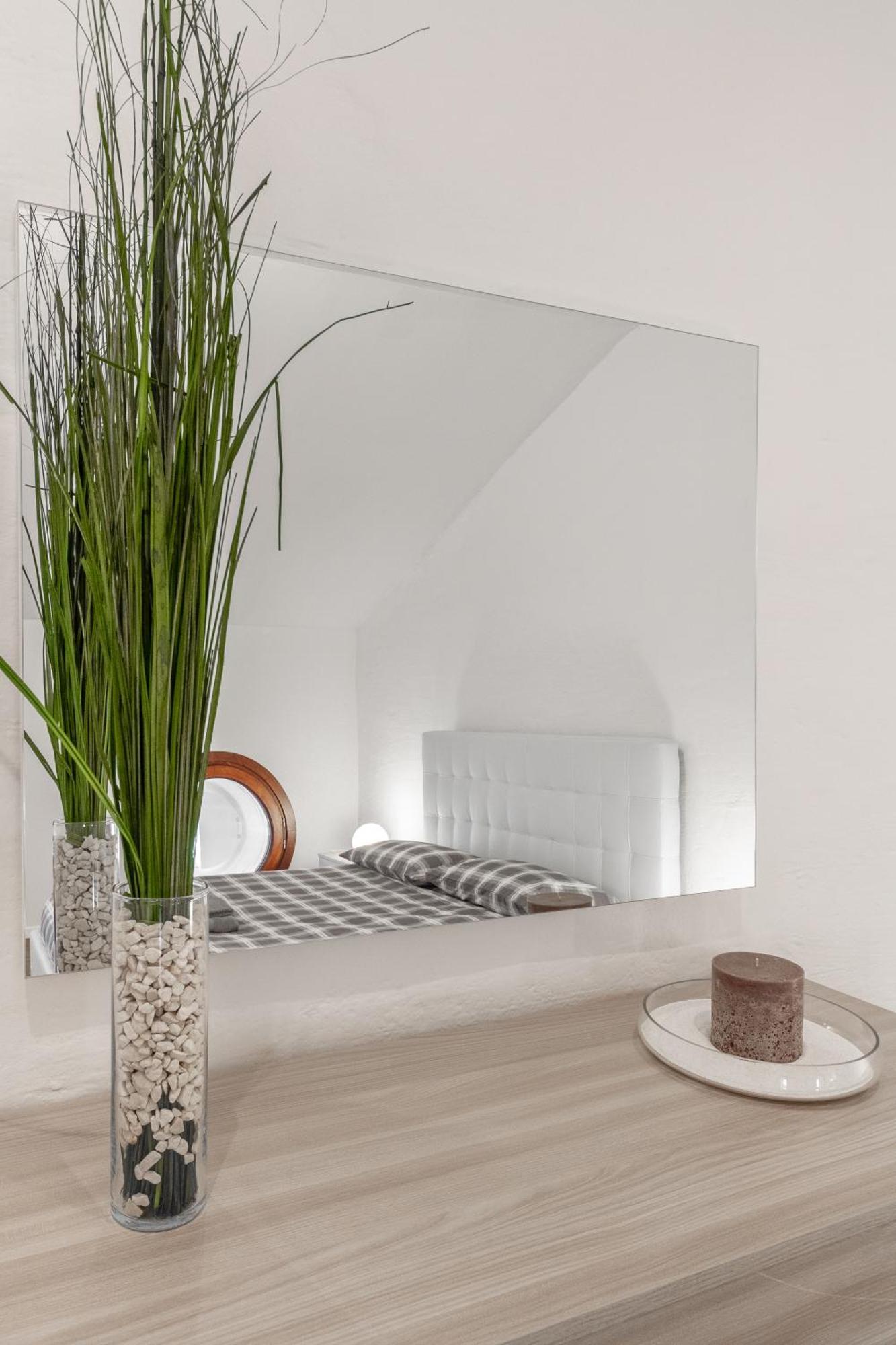 Attic Floor Venice *